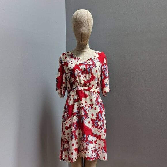 Paper Crown Floral Dress - Picture 1 of 12